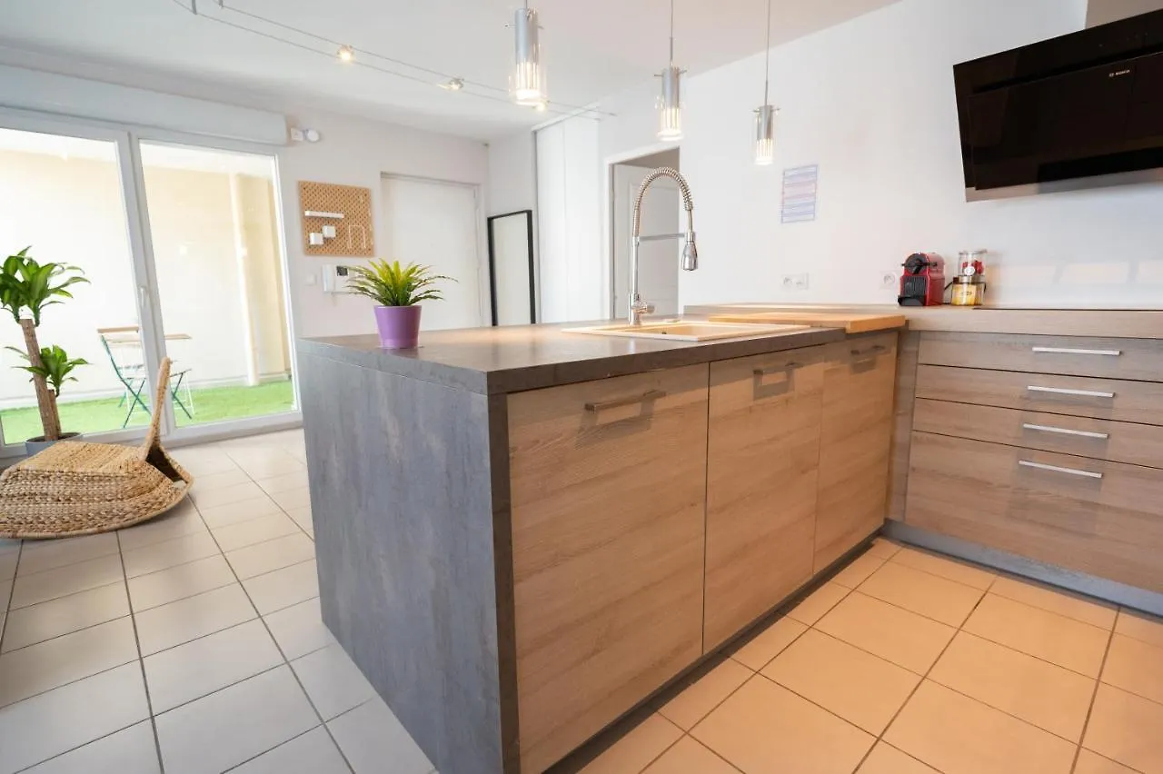 Chez Leon - Metro, Bus, Garage Double, 6 Personnes Apartment Villeurbanne