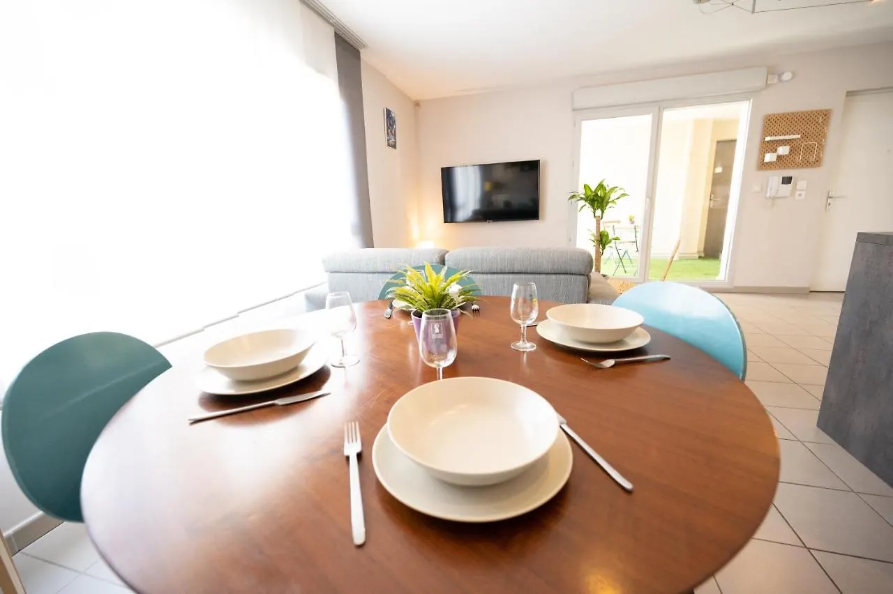 Chez Leon - Metro, Bus, Garage Double, 6 Personnes Apartment Villeurbanne